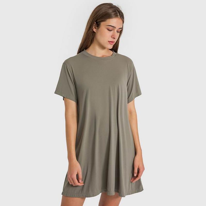 Lululemon Women's Dress 2